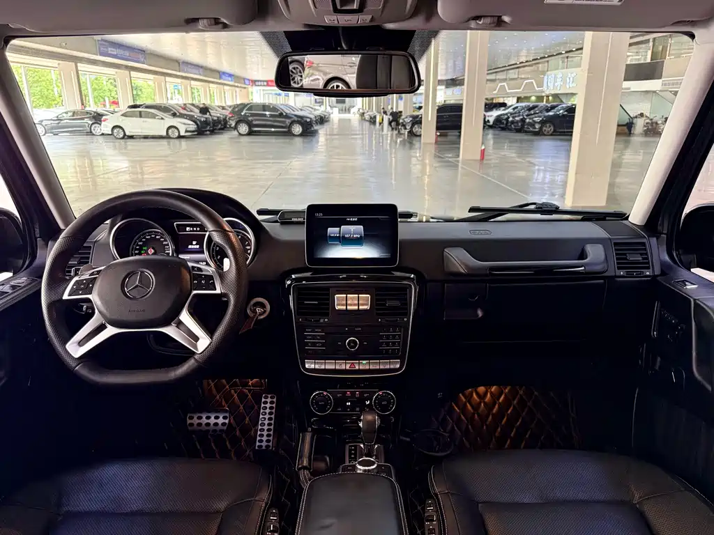 Mercedes-Benz G-Class — миниатюра 11