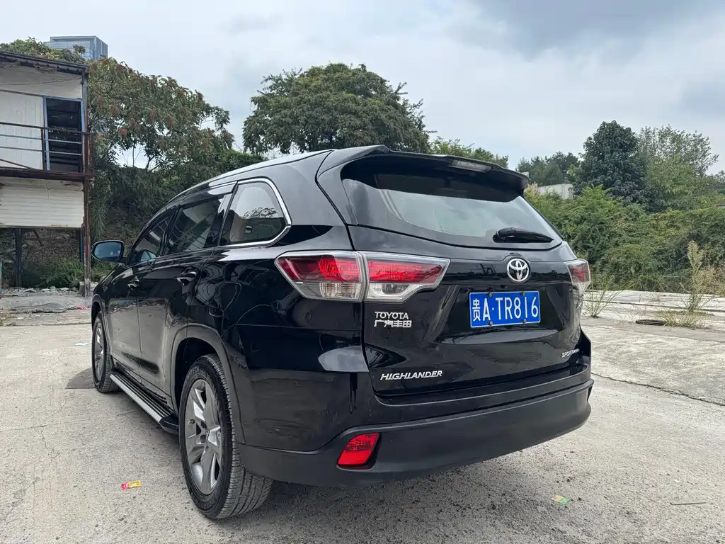 Toyota Highlander — миниатюра 6