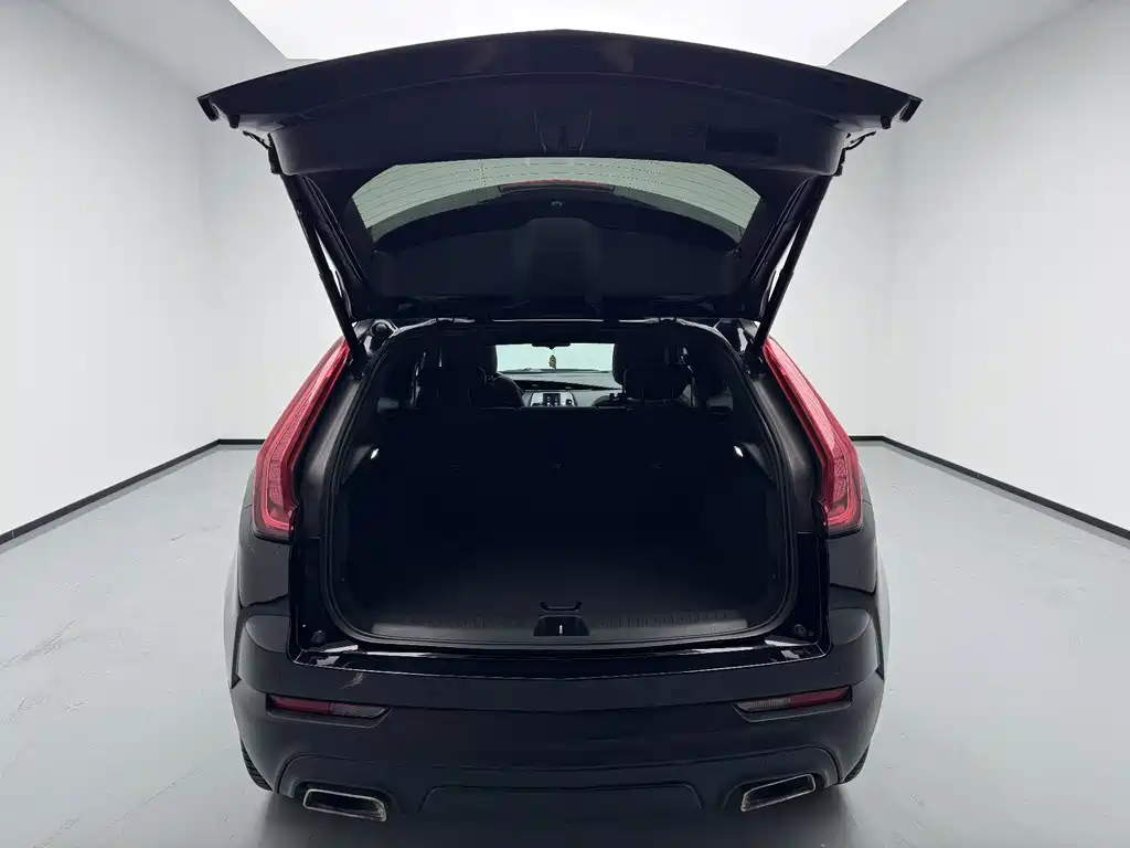 Cadillac XT4 — миниатюра 17