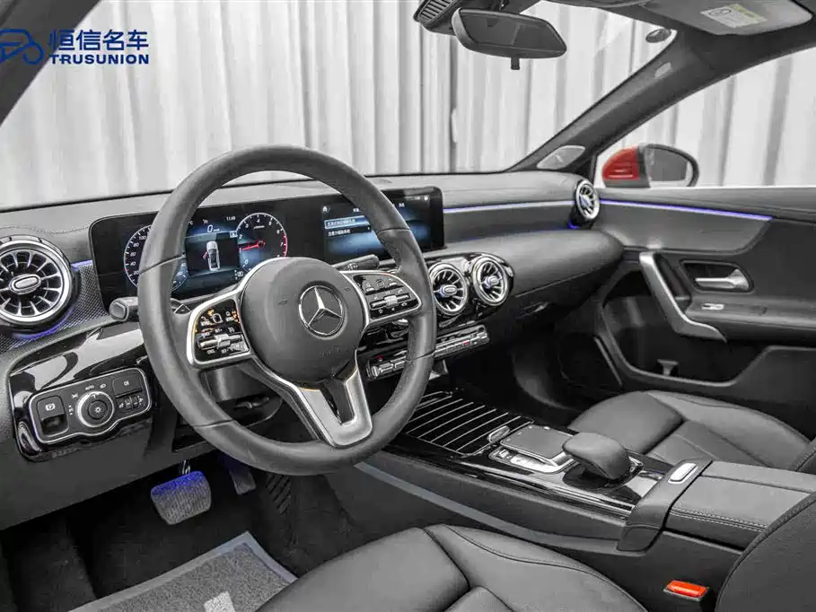 Mercedes-Benz A-Class — миниатюра 12
