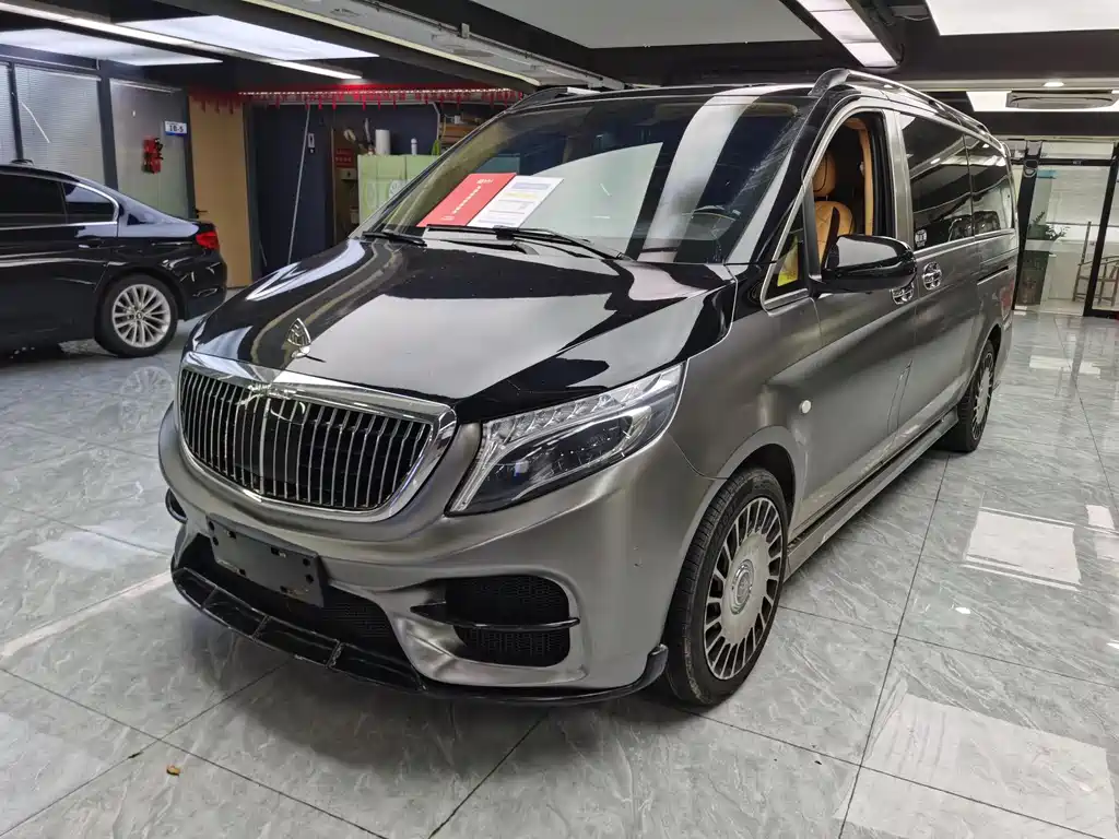 Mercedes-Benz Vito 2020 2.0T 7 мест