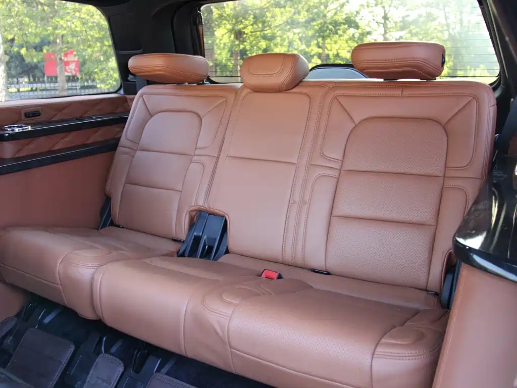 Lincoln Navigator — миниатюра 10