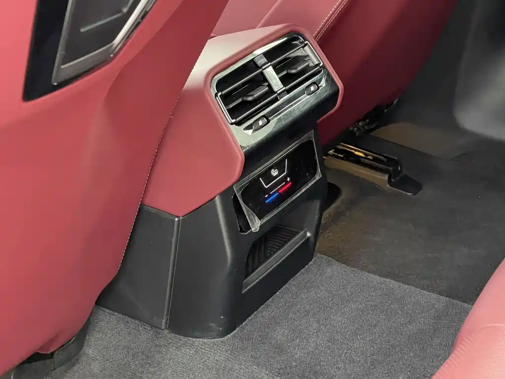 BMW i5 — миниатюра 20