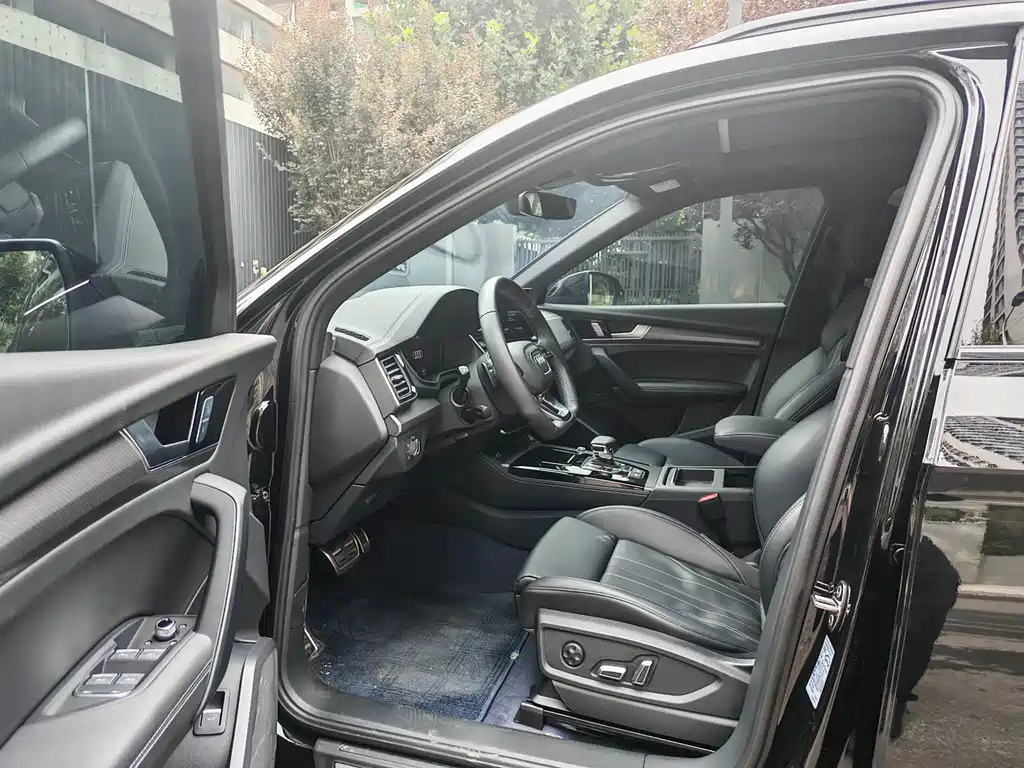 Audi Q5L — миниатюра 6