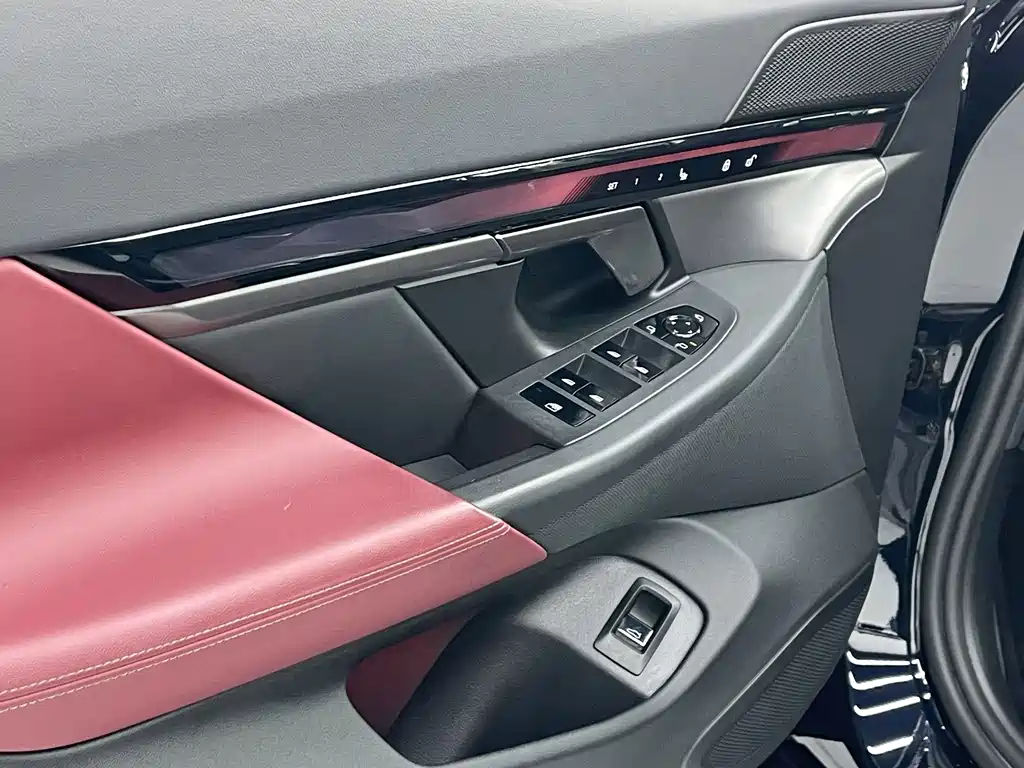 BMW i5 — миниатюра 15
