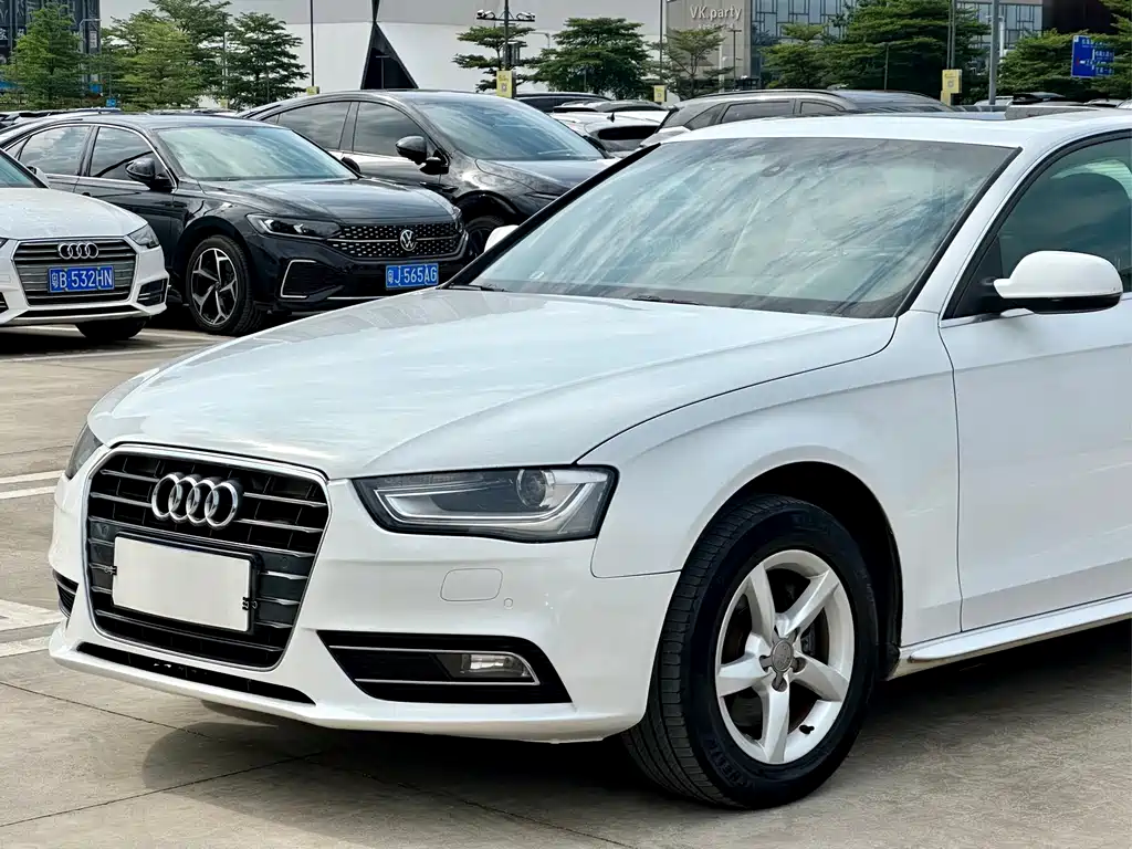 Audi A4L — миниатюра 8