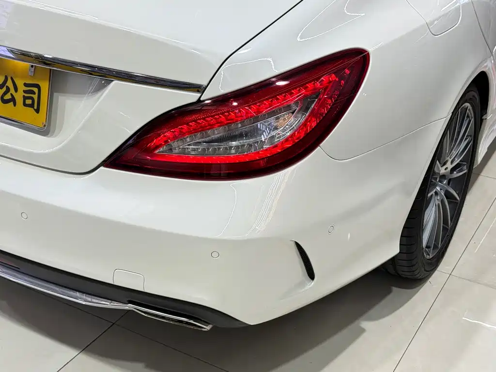 Mercedes-Benz CLS — миниатюра 16