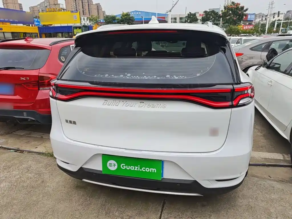 BYD Tang — миниатюра 6