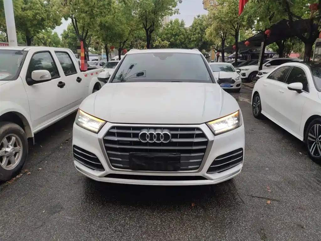 Audi Q5L 2020 40 TFSI Fashion
