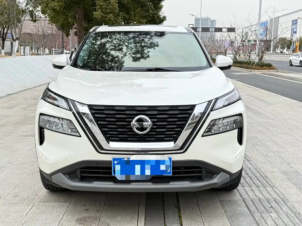 NISSAN QIJUN