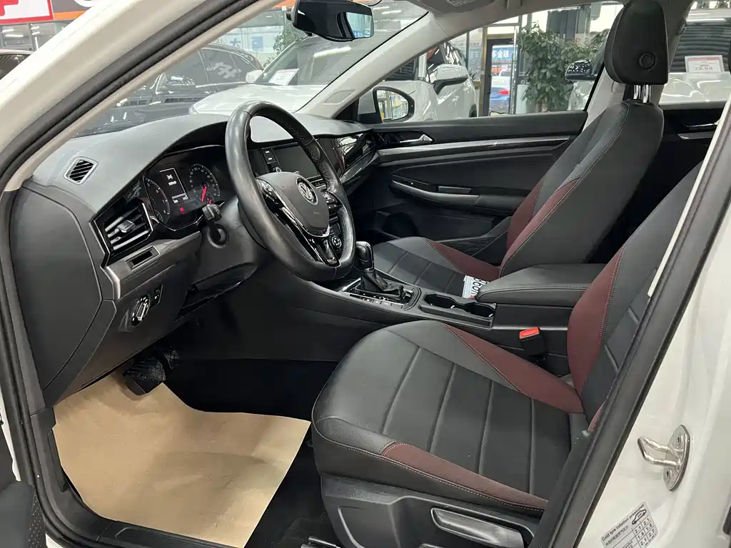 Volkswagen Bora — миниатюра 4