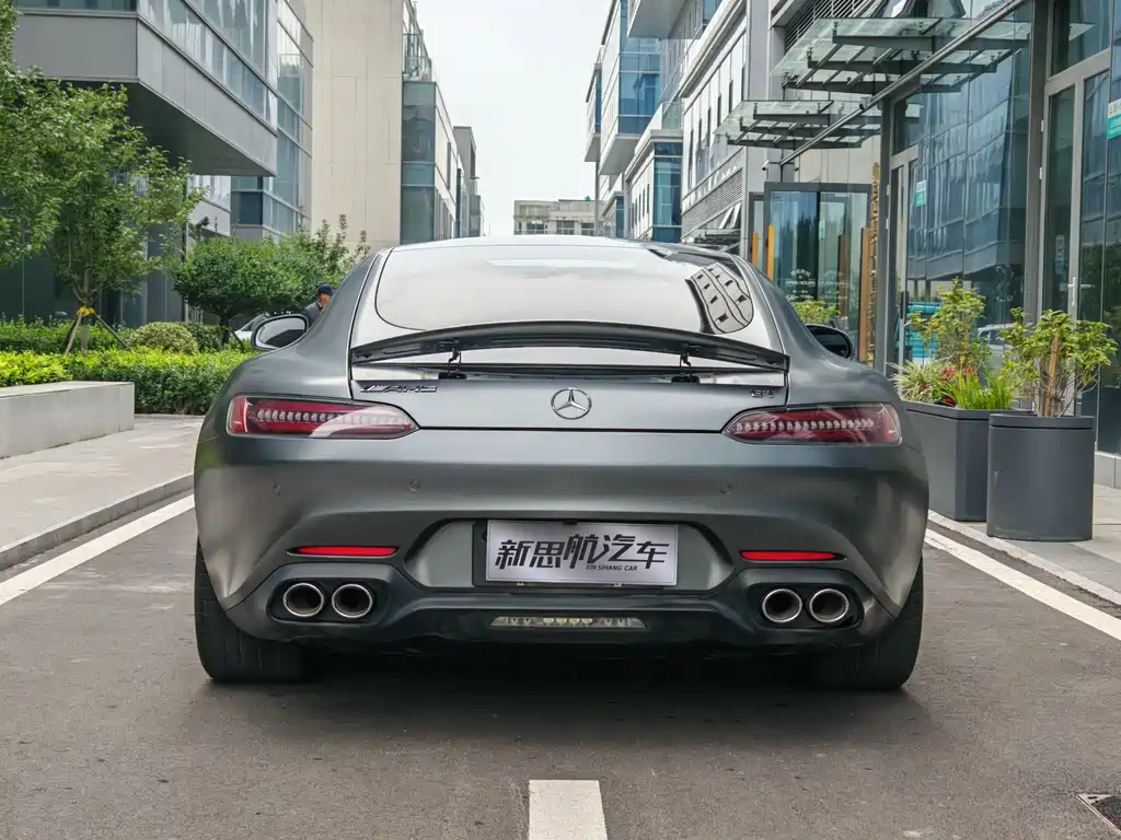 MERCEDES-BENZ AMG GT