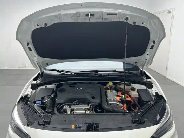 MG 6 New Energy — миниатюра 17
