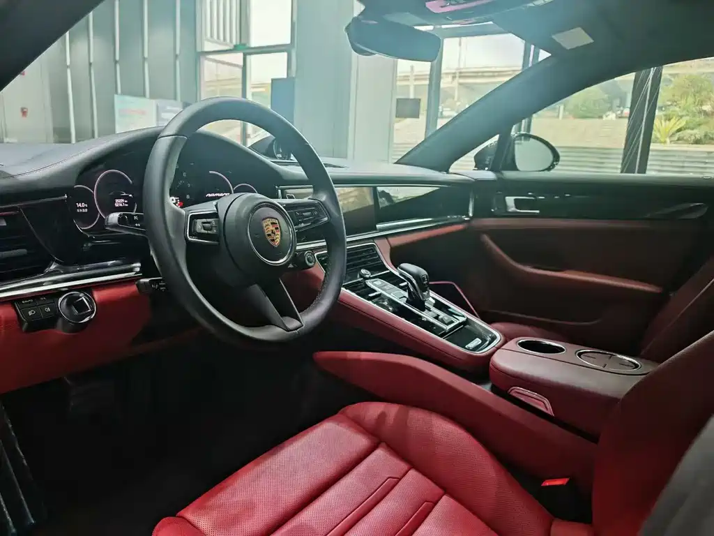 Porsche Panamera — миниатюра 5