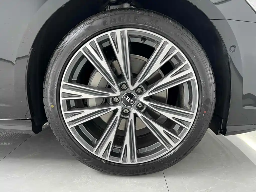 Audi A6L — миниатюра 14