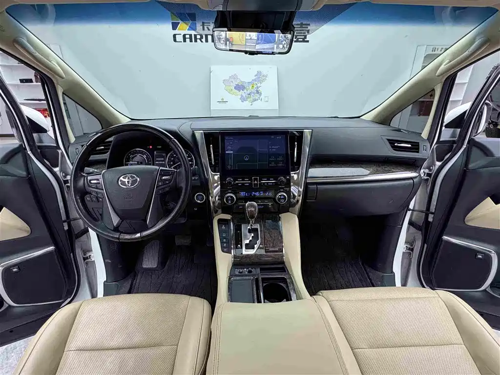 Toyota Vellfire — миниатюра 11
