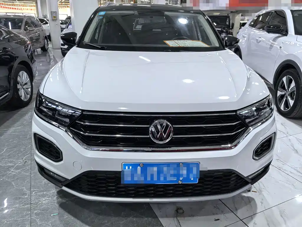 Volkswagen T-Roc — миниатюра 2