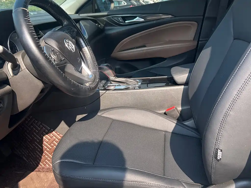 Buick Regal — миниатюра 4