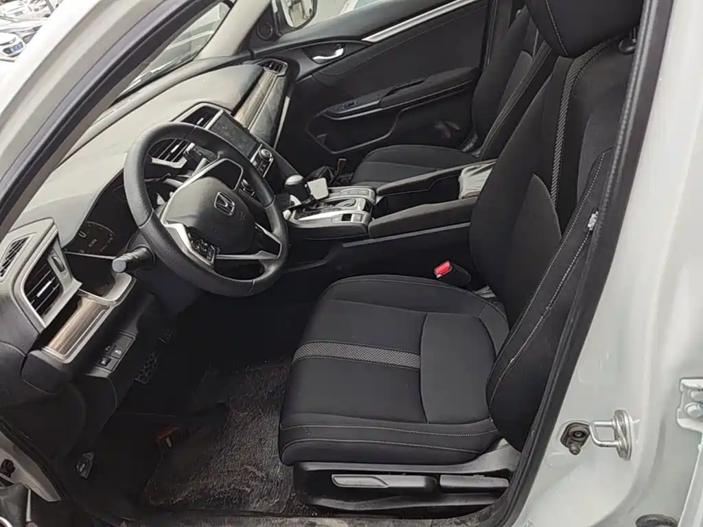 Honda Civic — миниатюра 15