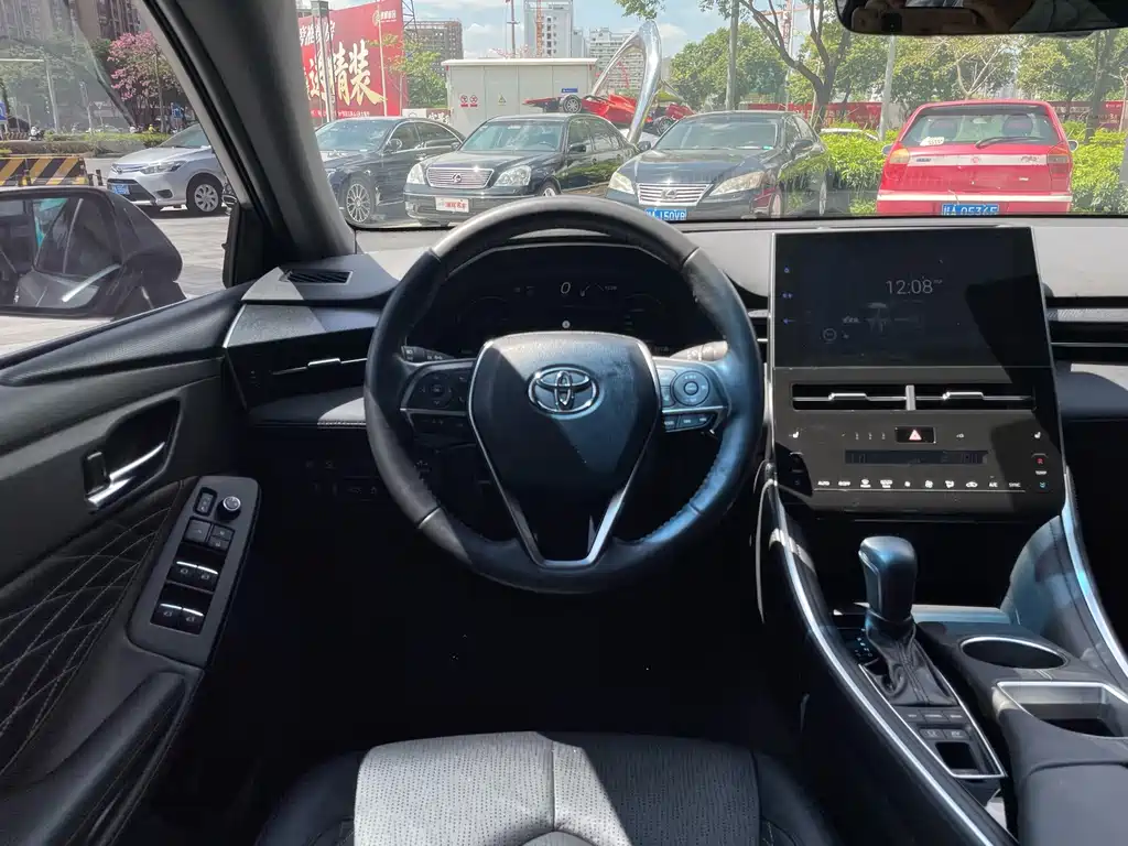 Toyota Avalon — миниатюра 18