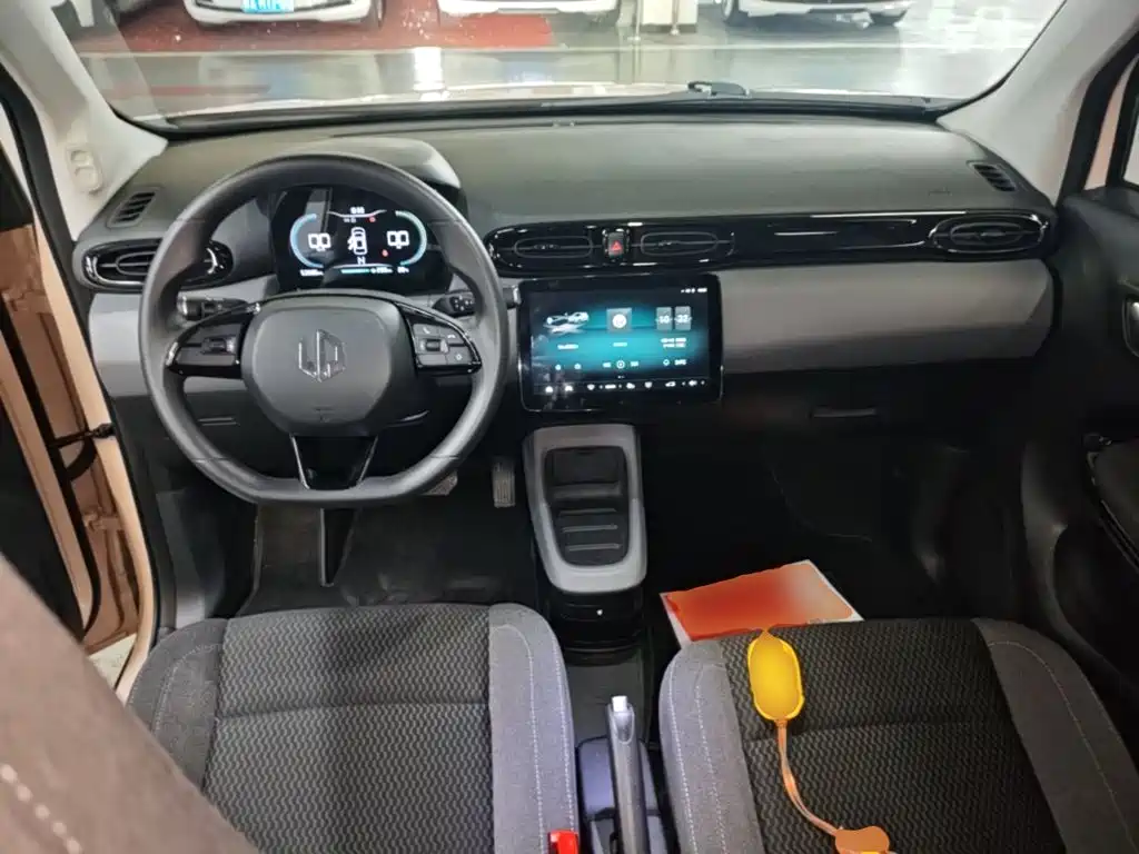 Leapmotor Leapmotor T03 — миниатюра 10