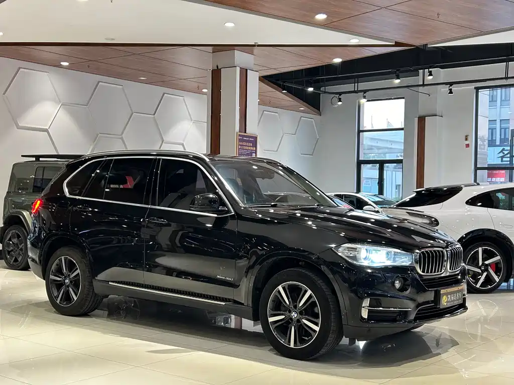 BMW X5 (Import) — миниатюра 4