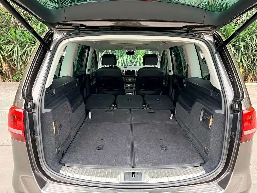 Volkswagen Sharan — миниатюра 12