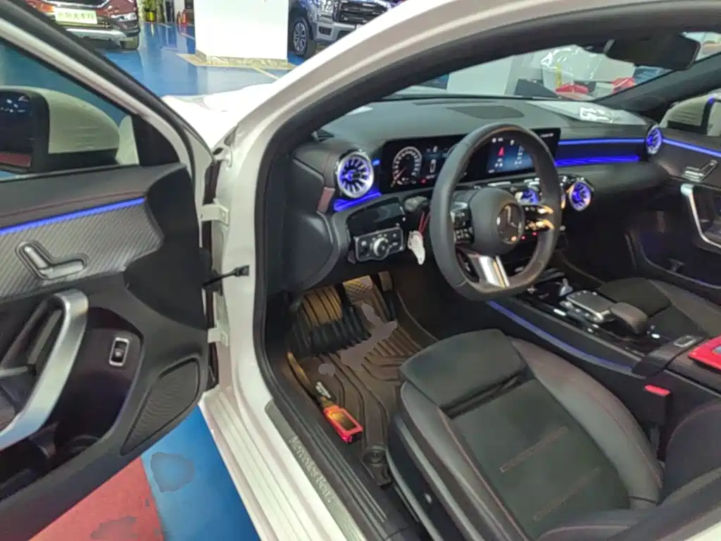 Mercedes-Benz A-Class — миниатюра 16