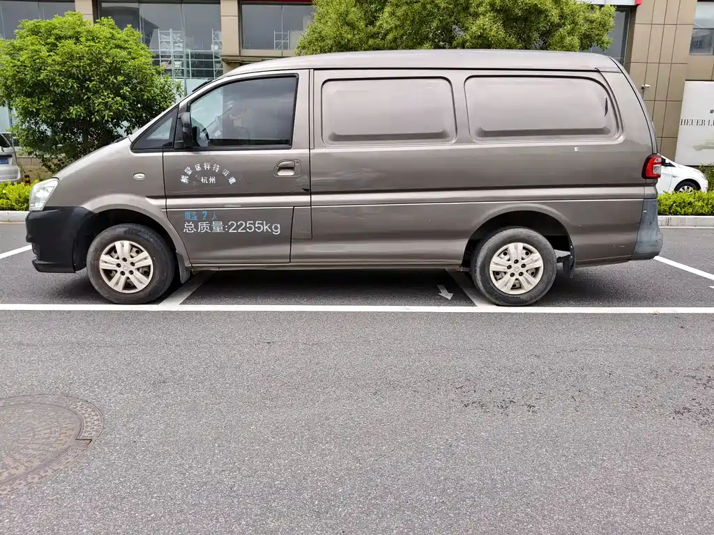 Forthing Lingzhi V3L 1.6L 2 seats Logistics Edition, фото 6