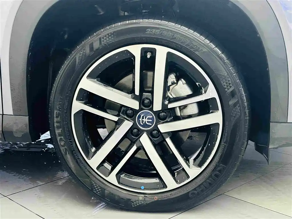 BYD L DM-i — миниатюра 10
