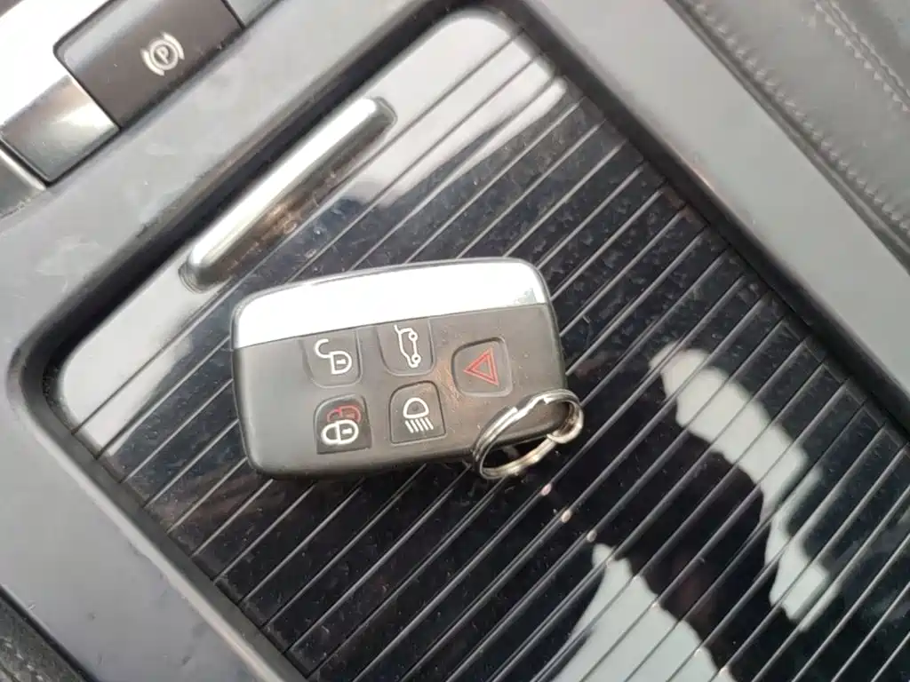 Land Rover Discovery Sport — миниатюра 9
