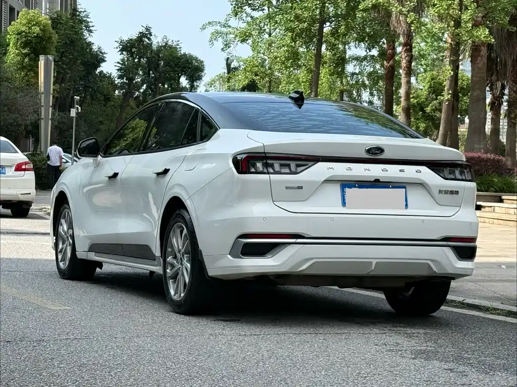 Ford Mondeo 2022 EcoBoost 245 Luxury