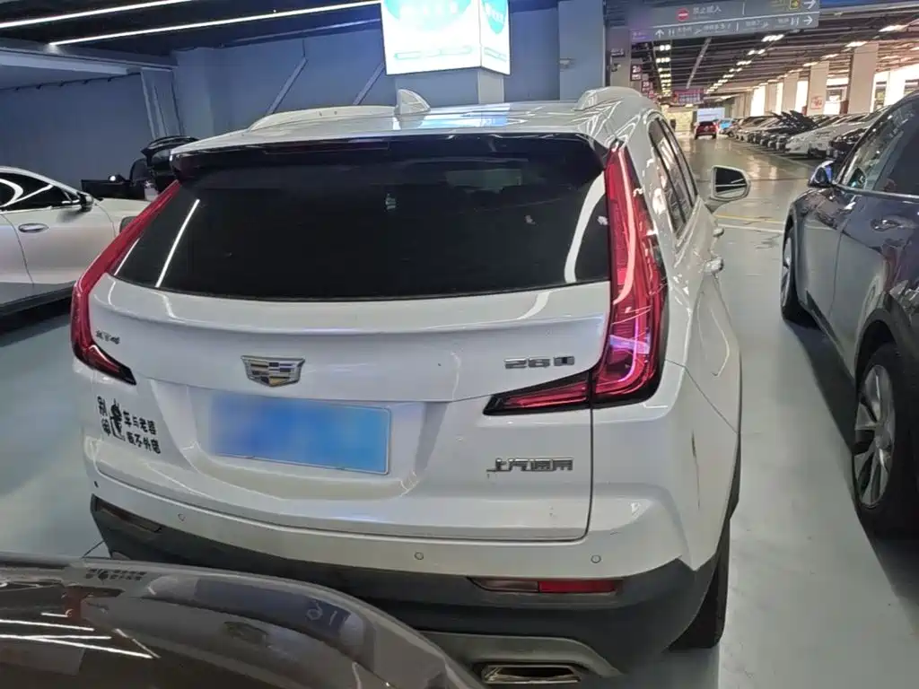 Cadillac XT4 — миниатюра 6