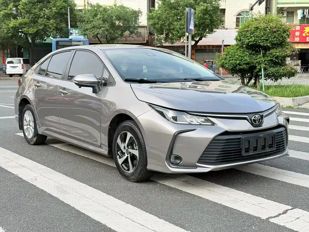Toyota Corolla — миниатюра 3