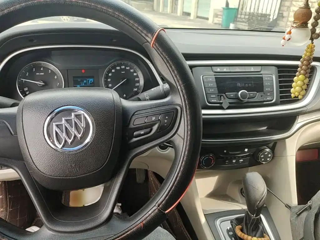 Buick Excelle — миниатюра 10