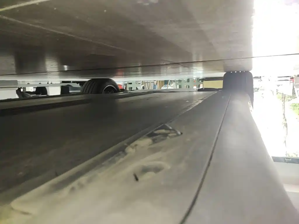 Tesla Model Y — миниатюра 22