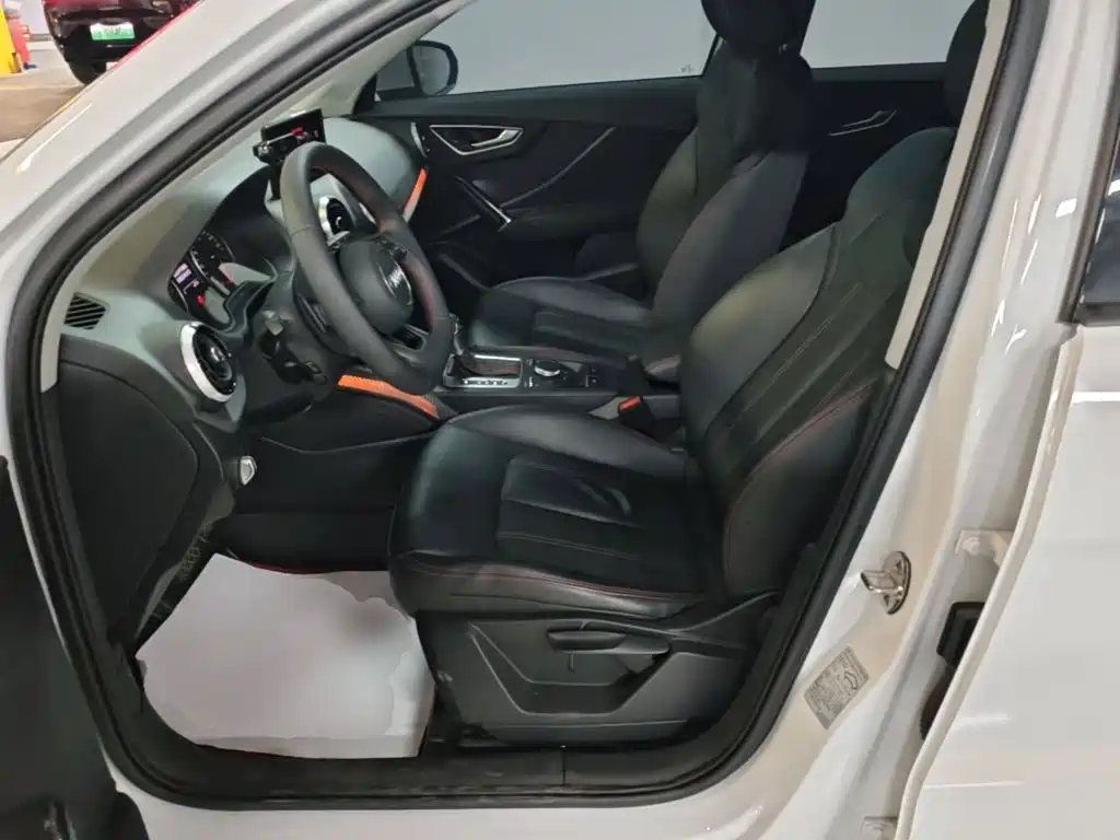 Audi Q2L — миниатюра 15