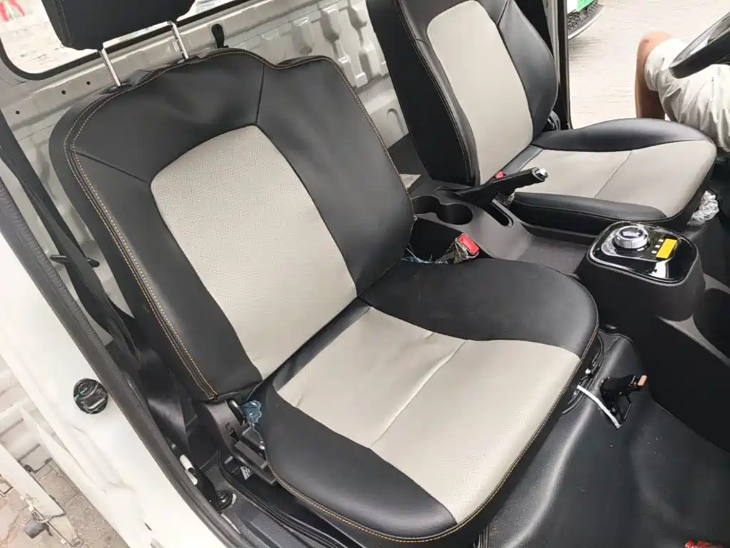 Foton Xiangling M New Energy — миниатюра 25