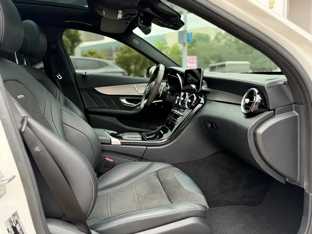 Mercedes-Benz C-Class AMG — миниатюра 12
