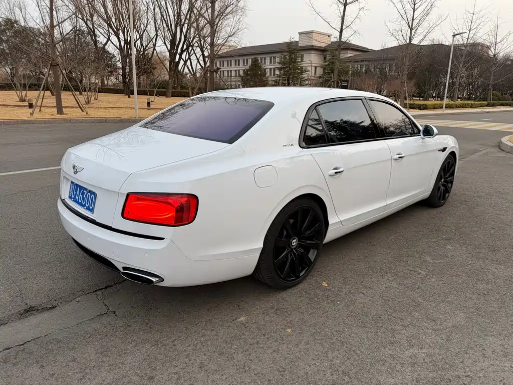 Bentley Flying Spur 2013 6.0T W12 Luxury