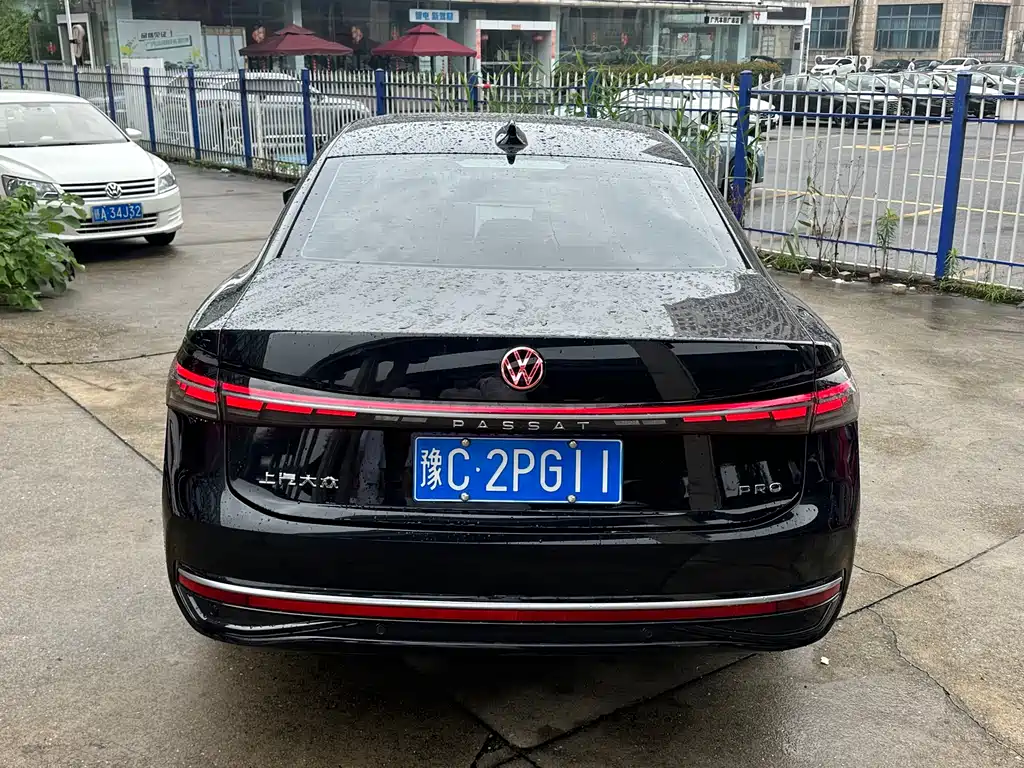 Volkswagen Passat 2025 Pro 380TSI