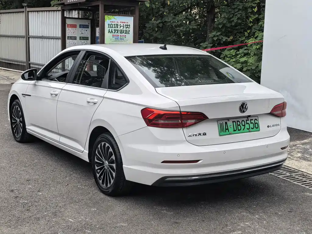Volkswagen Lavida Pure Electric — миниатюра 6
