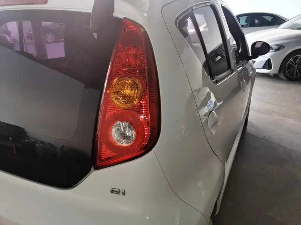 BYD e1 — миниатюра 8