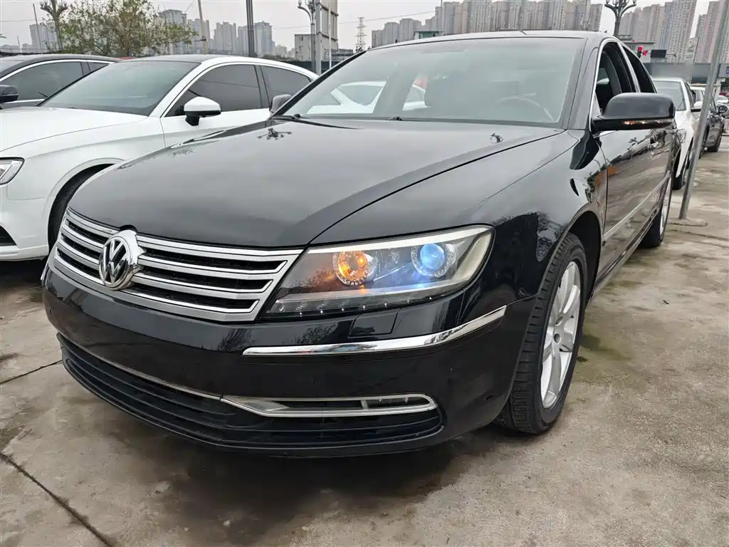 Volkswagen Phaeton 2015