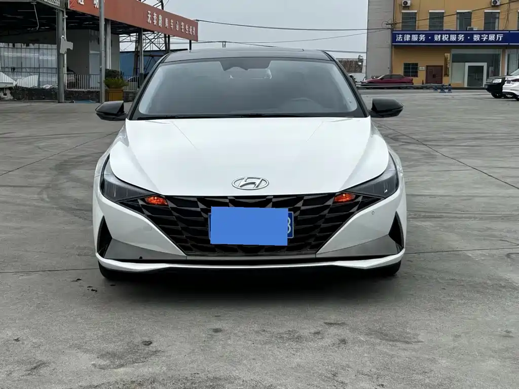 Hyundai Elantra — миниатюра 2