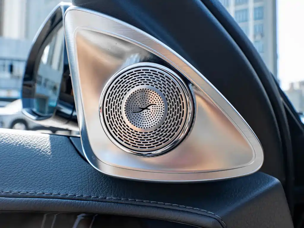 Mercedes-Benz S-Class — миниатюра 13