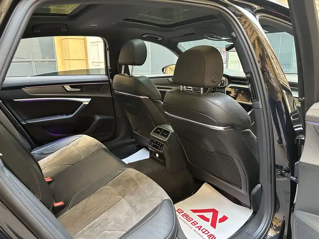 Audi A6L — миниатюра 12