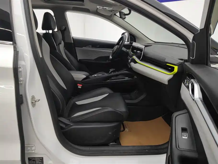 Geely Binyue 2022 COOL 1.5TD DCT