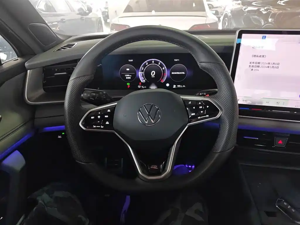 Volkswagen Tayron 2025 L 380TSI Luxury Easy