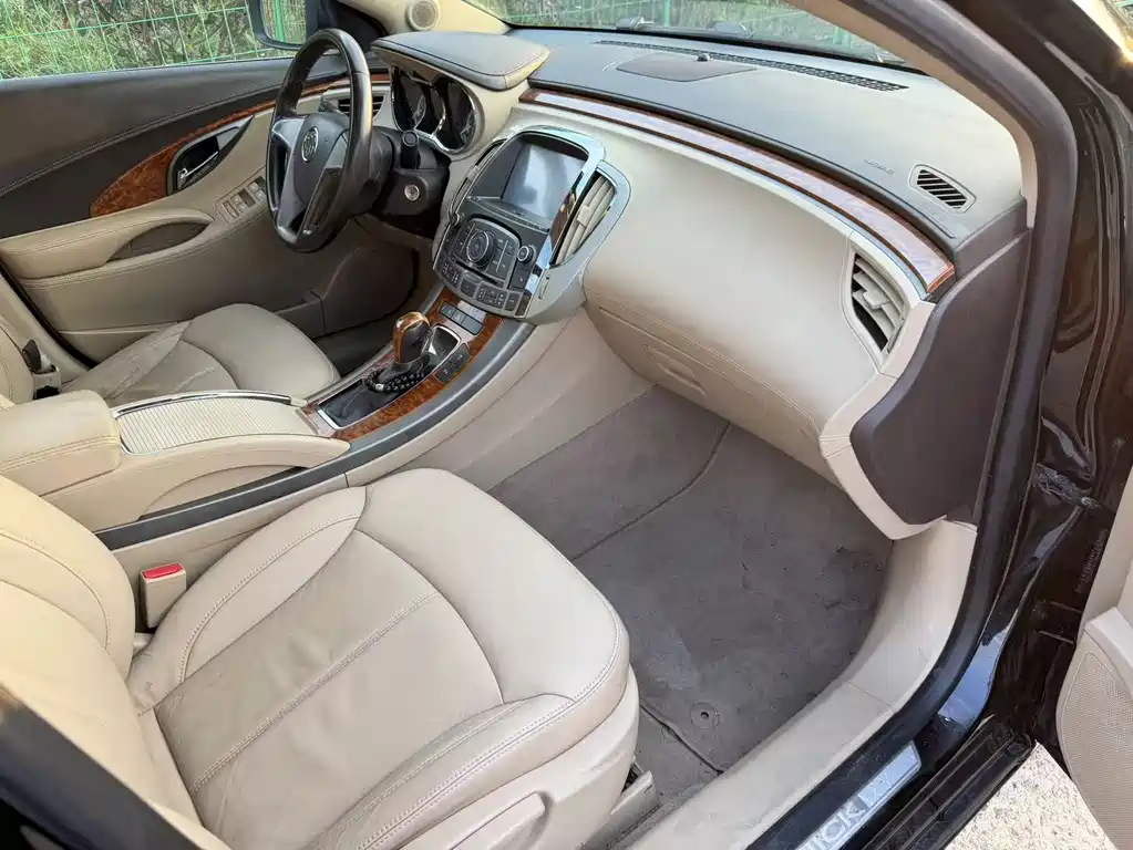 Buick LaCrosse — миниатюра 14